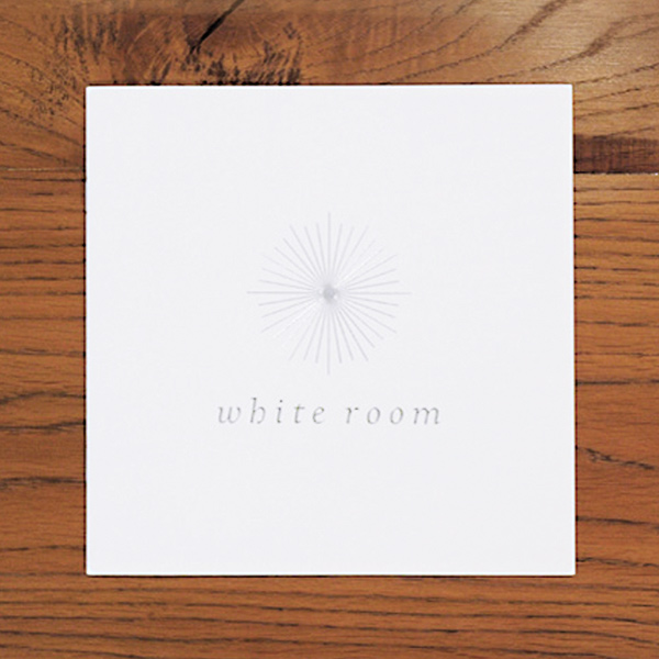 EDITORIAL／パンフレット制作 のうか不動産さんの新ブランド「white room」のパンフレットを制作！